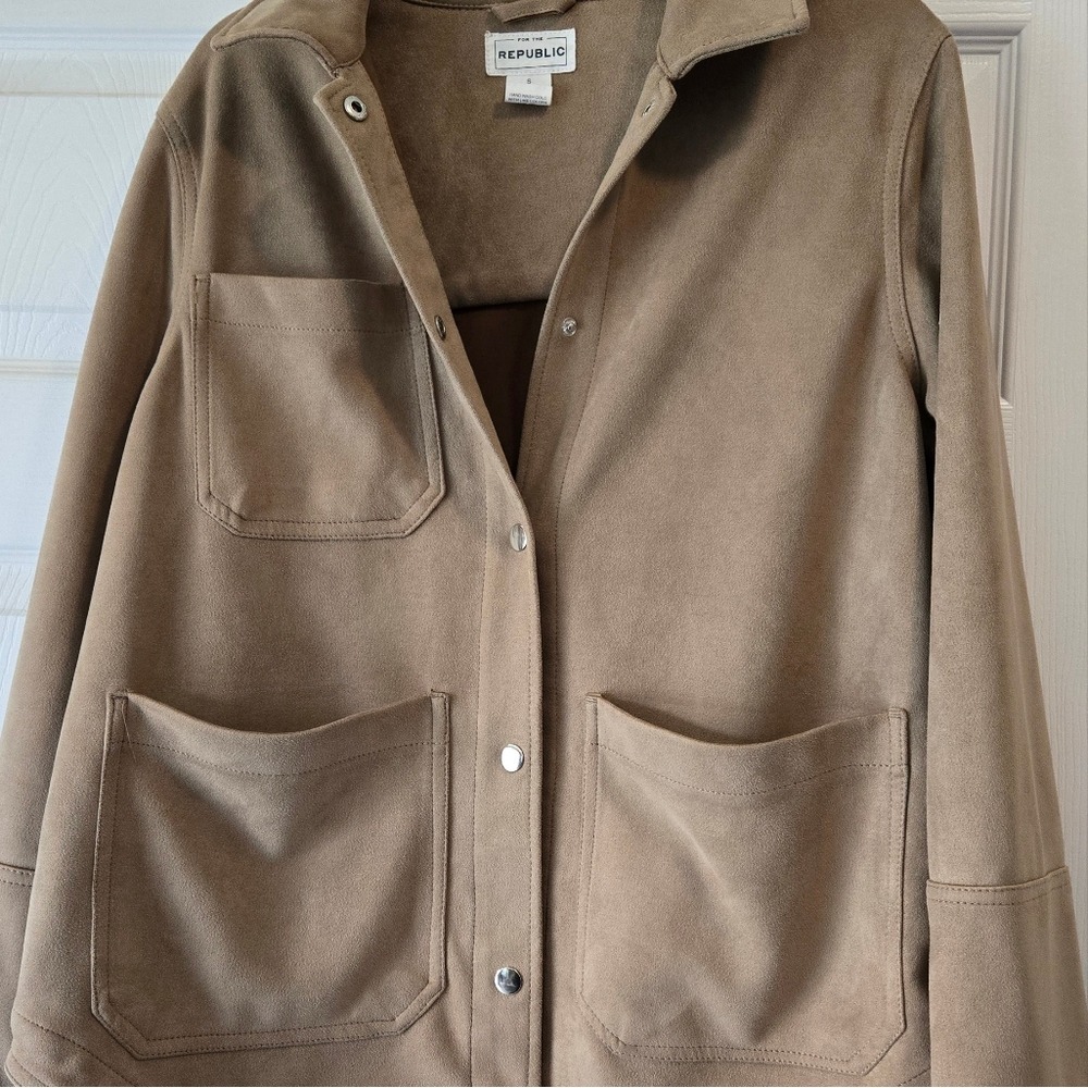 For The Republic Tan Faux Suede Utility Shacket Snap Front Jacket Mens Small